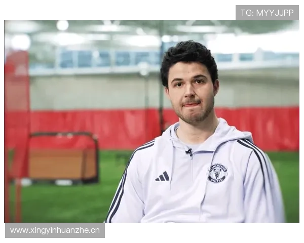 库尔图瓦英超转会传闻